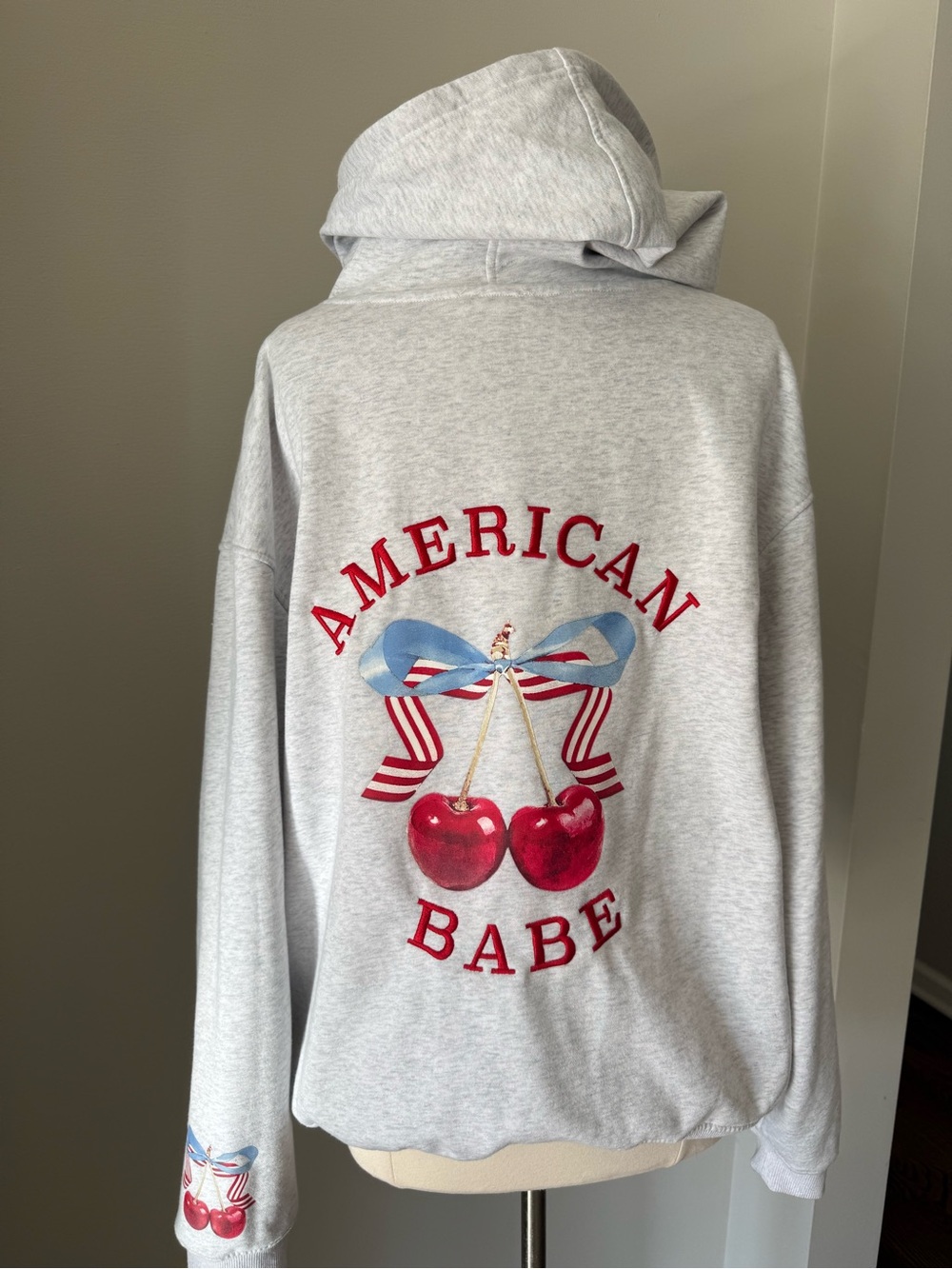 Fourteen Twelve American Babe grey hoodie sweatshirt L